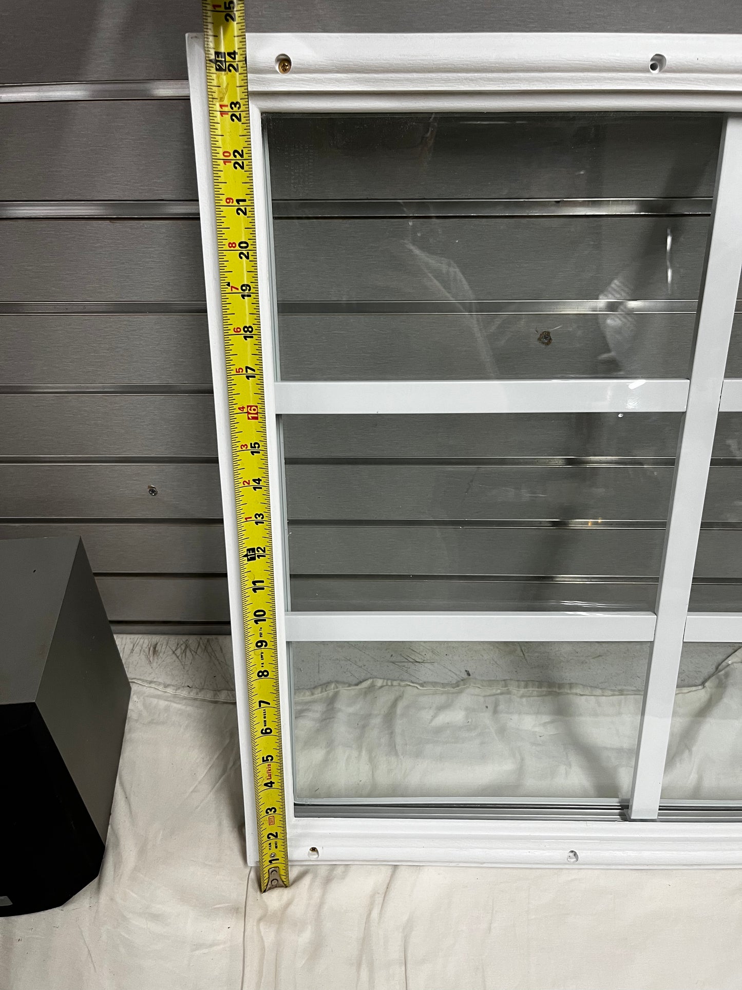 Universal 22 x 36 - 9 Lite Glass & White Frame