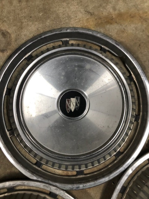 1962 Buick LeSabre Electra hubcaps 15 Inch wheel covers. Set Of 4 5170272
