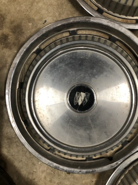 1962 Buick LeSabre Electra hubcaps 15 Inch wheel covers. Set Of 4 5170272