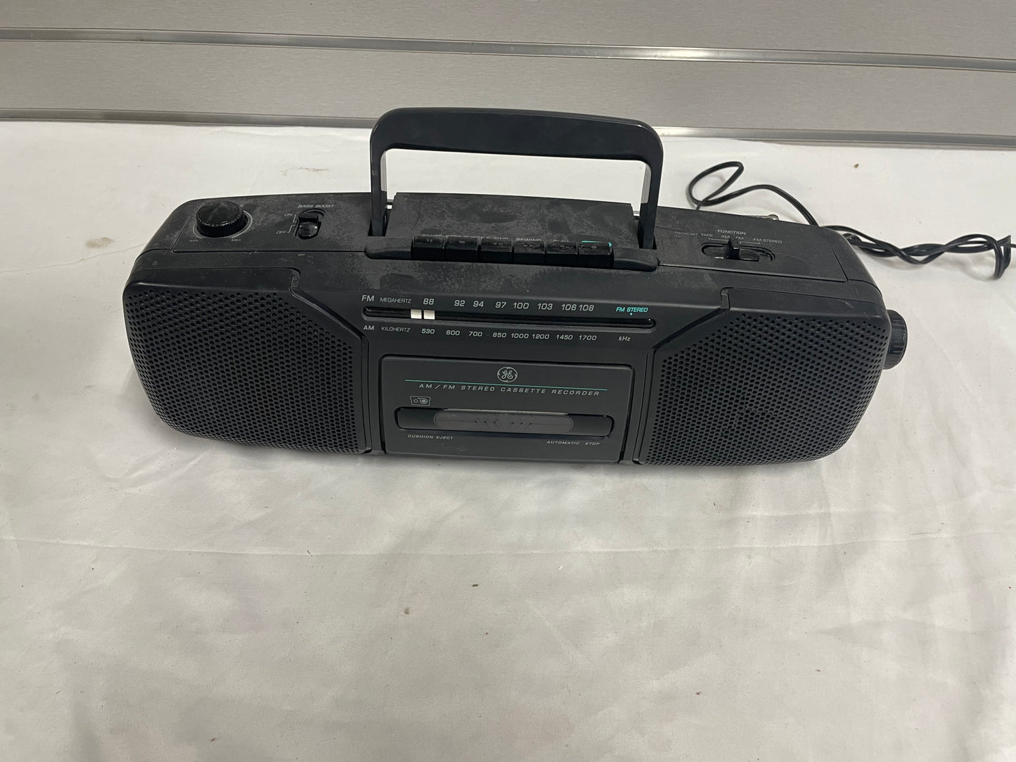 GE AM/FM Stereo Cassette Recorder. Electric. Automatic stop, cushion eject.