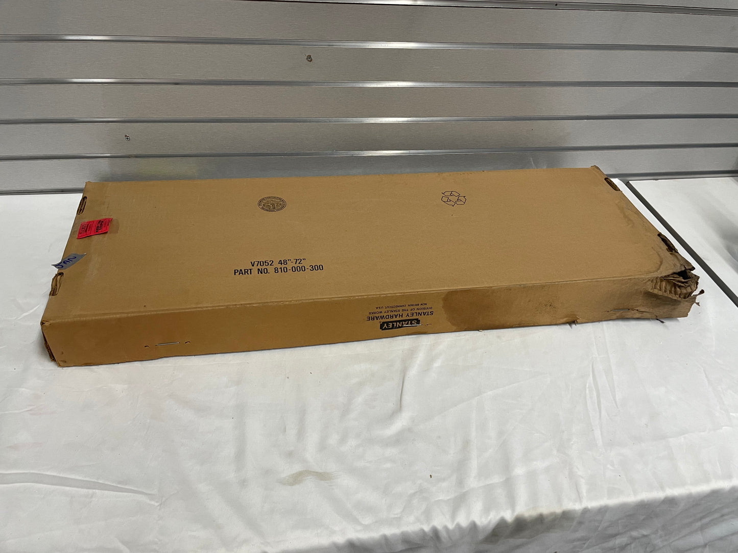 Stanley National S840-223 Manufacturing Sales Co. V7052 48" - 72" SN Adjustable Closet Rod Metal closet Rods. Come in packs of 10 . Factory sealed.