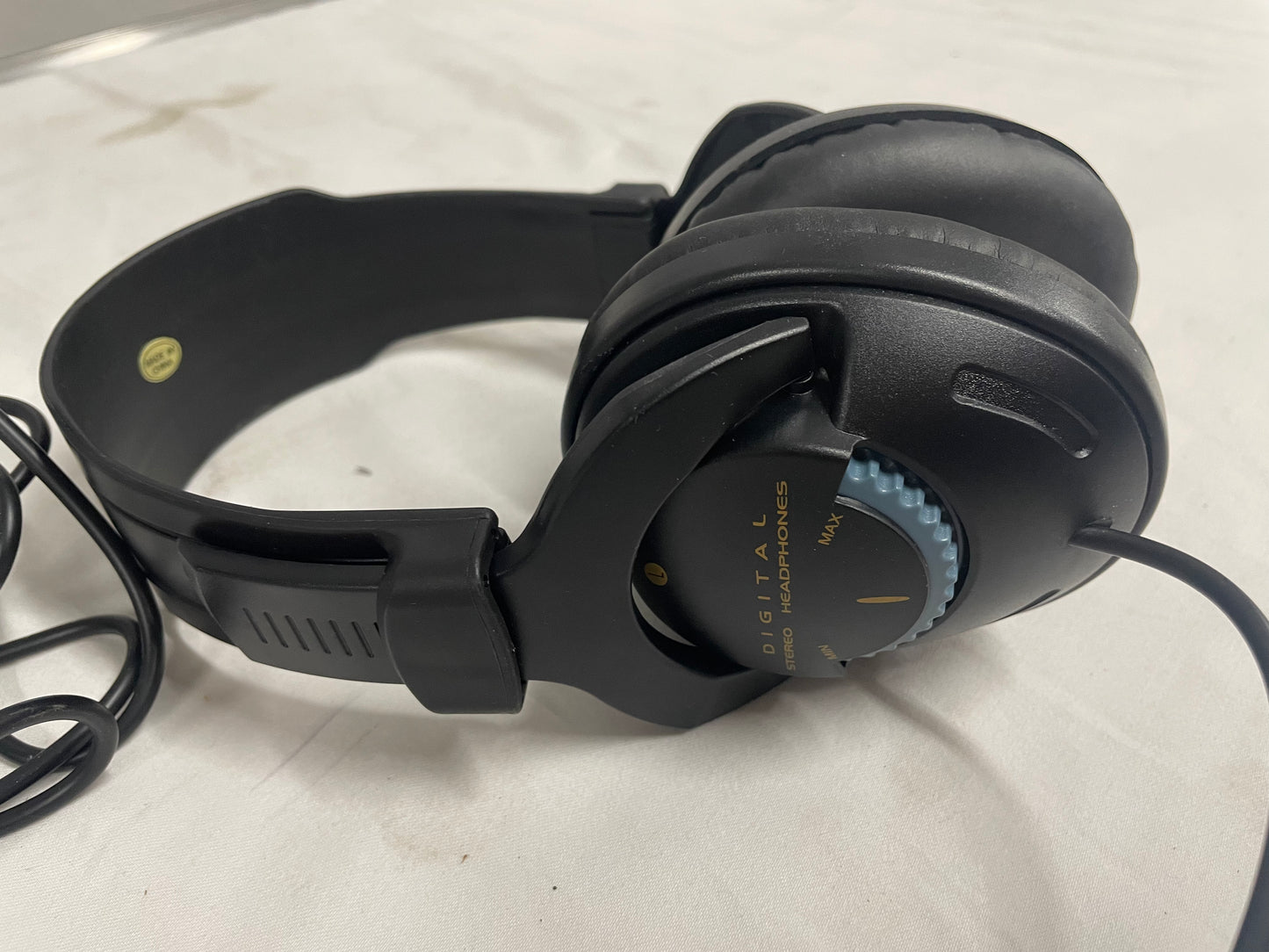 Digital Black Stereo Headphones. With long chord. Working