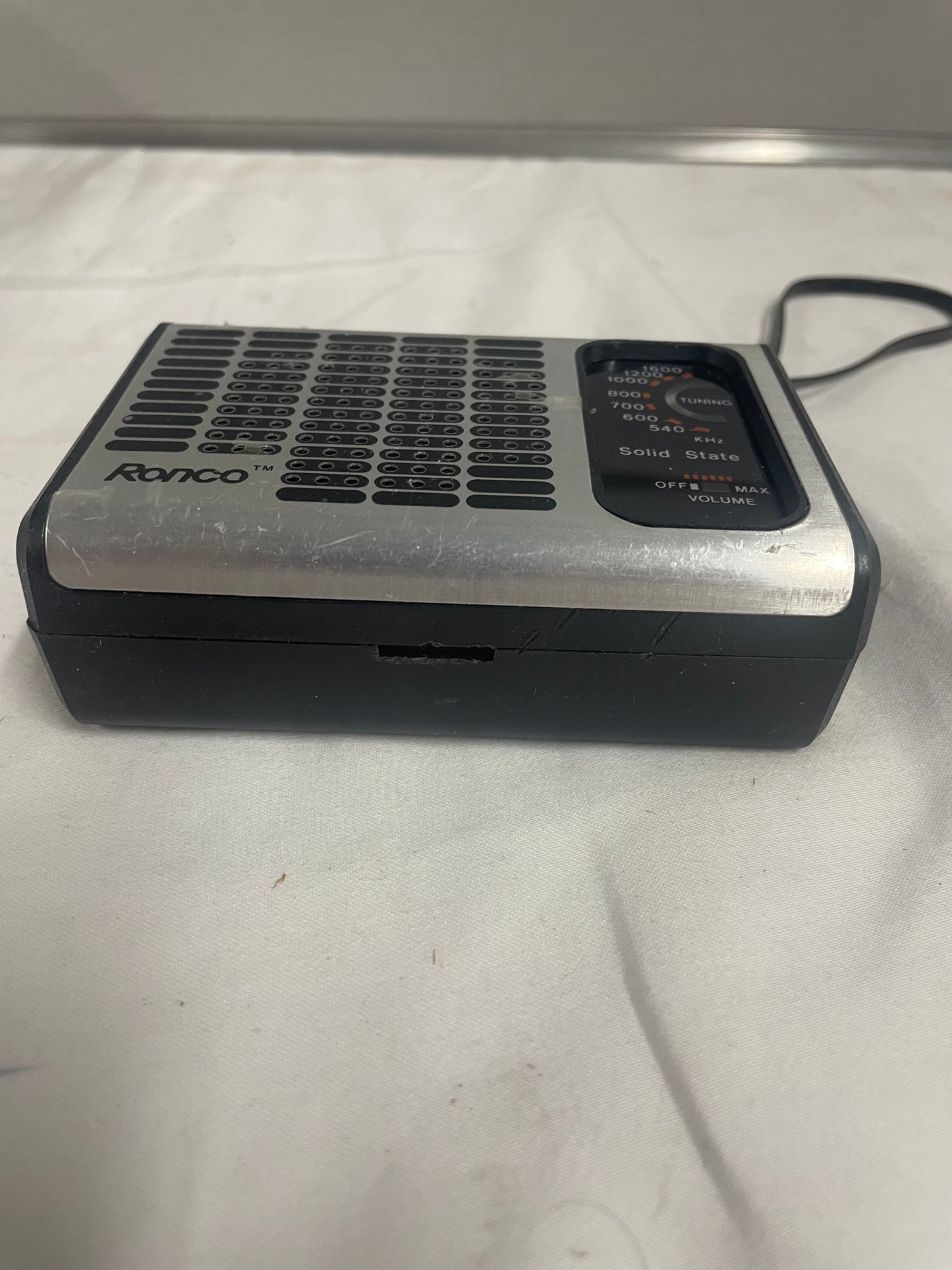 Ronco Mic-Mic/Radio. Vintage Ronco AM Transistor Radio 1970s