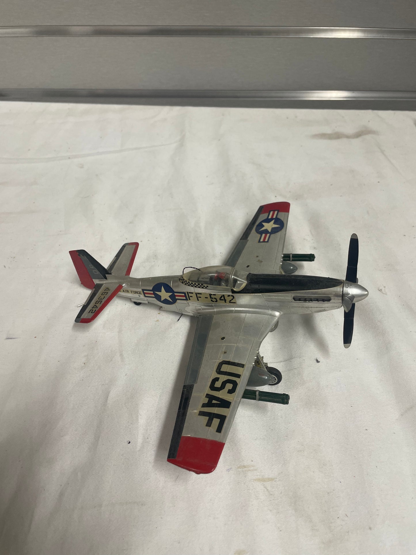 USAF FF-542 463542 Sulver plastic Model plane. 10" inch plastic plane