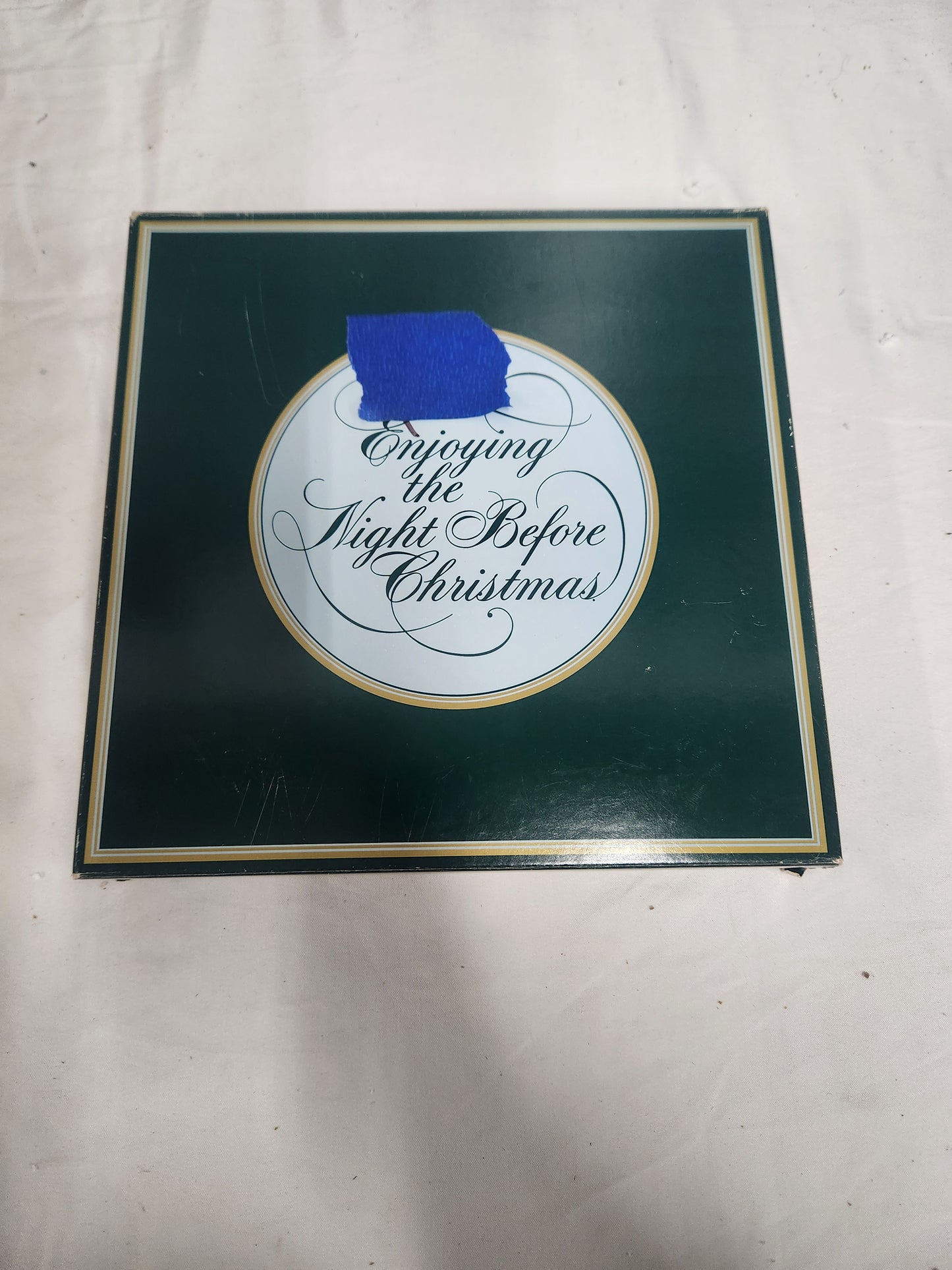 1983 Avon Christmas Memories Series 22k Trim Porcelain Plate, Avon Christmas Memories Series