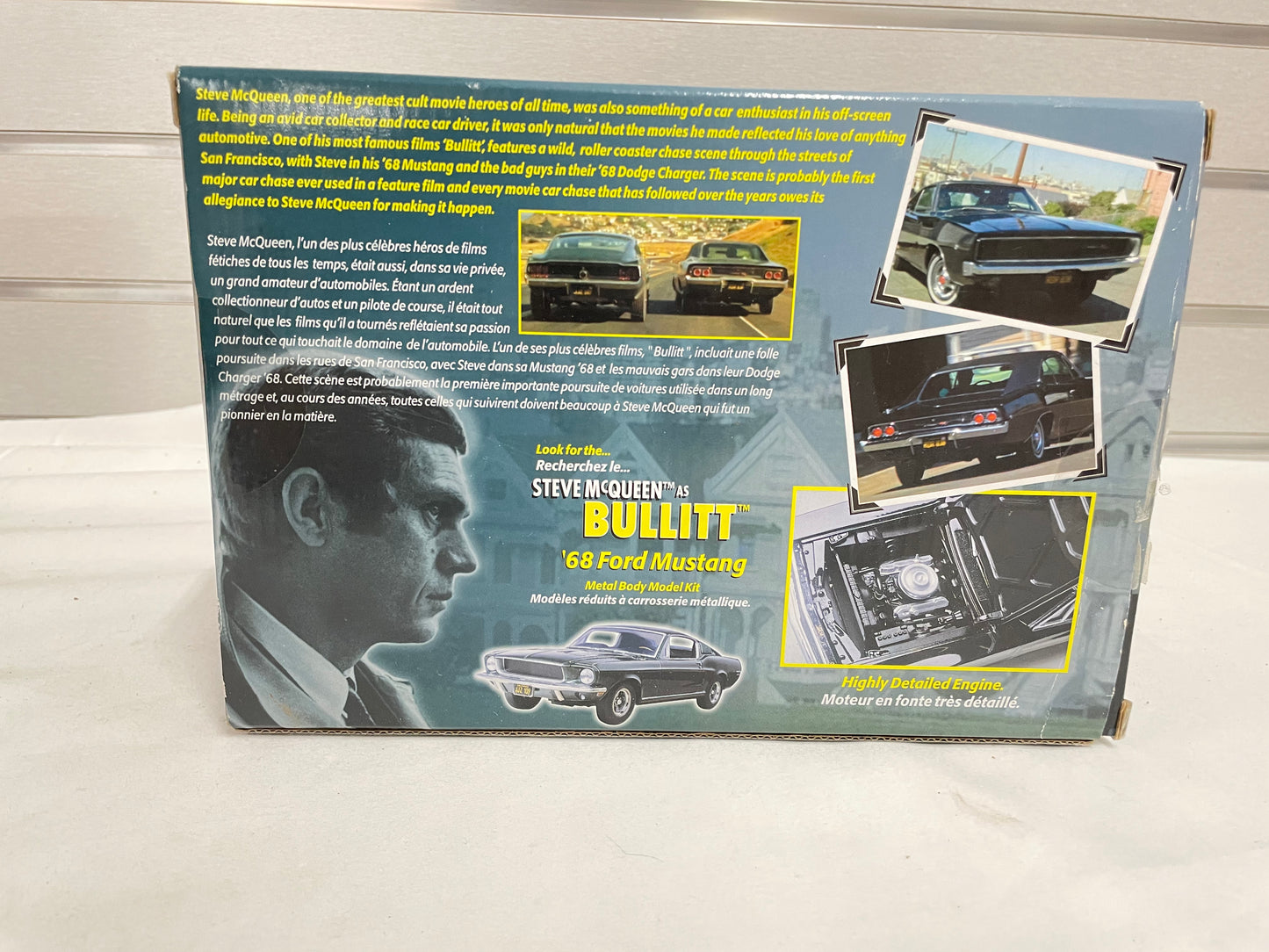 1968 Dodge Charger Model Kit. (Steve McQueen as BULLITT) Revell 1:25 85-1514