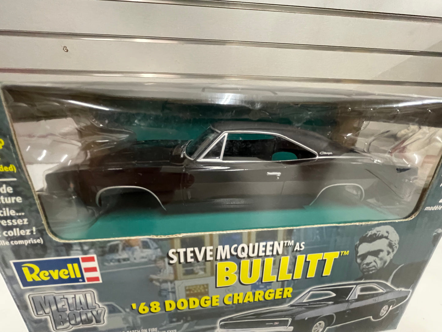 1968 Dodge Charger Model Kit. (Steve McQueen as BULLITT) Revell 1:25 85-1514