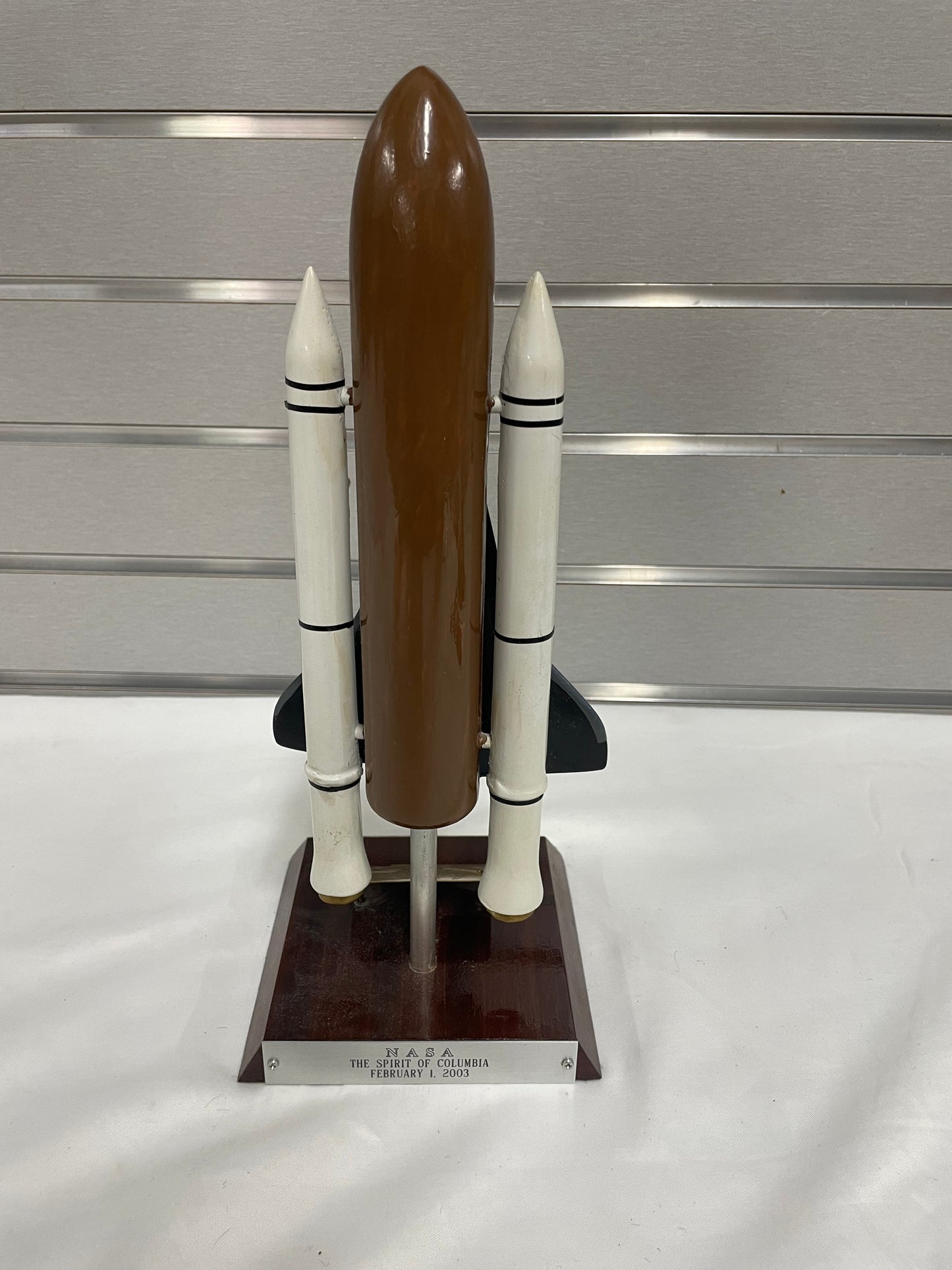 Space Shuttle Booster Challenger NASA Desktop Wood Model Large Spirit of Challenger Tribute Replica January 28, 1986.