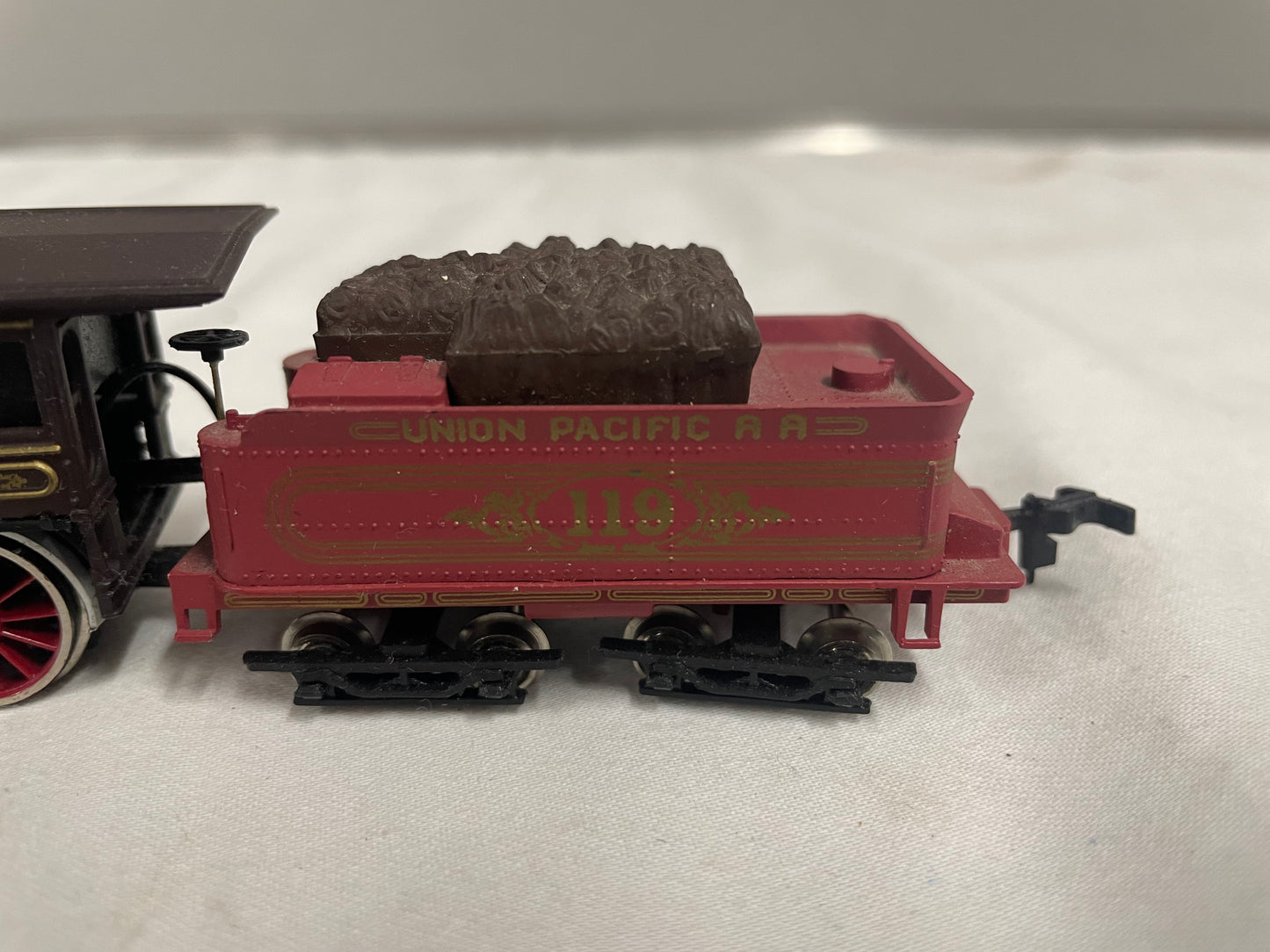 Union Pacific AA 119 Red Train Model