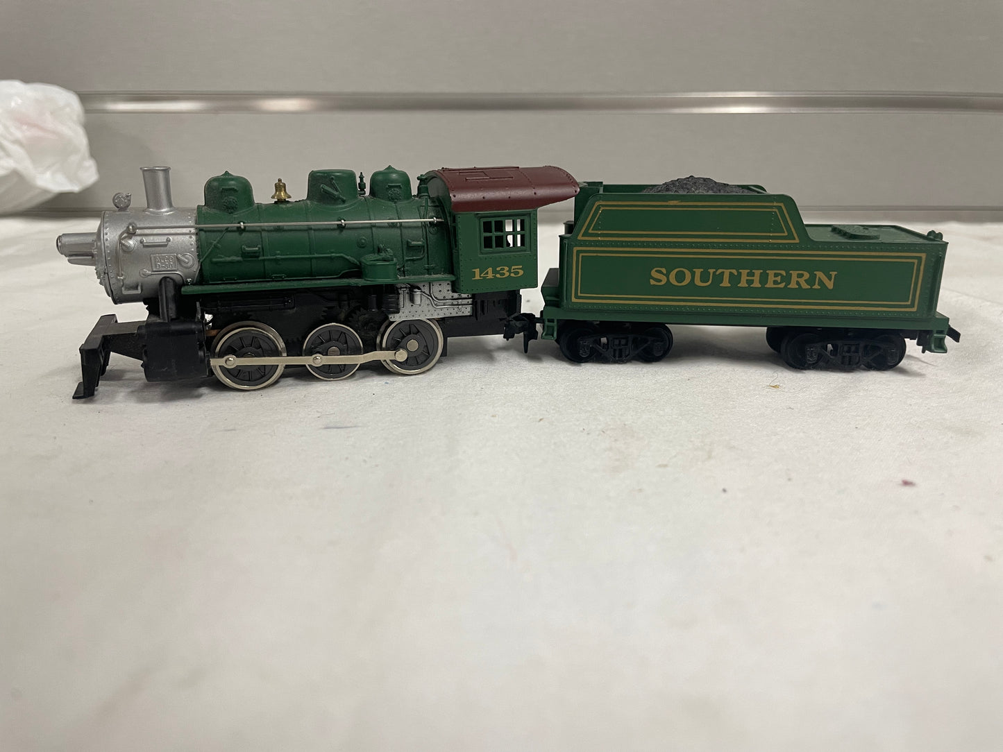 Southern 1435 Green Train Model. Two parts of the train. No box