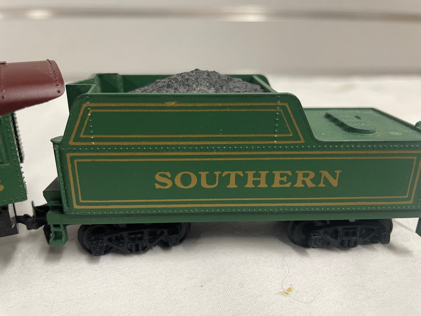 Southern 1435 Green Train Model. Two parts of the train. No box