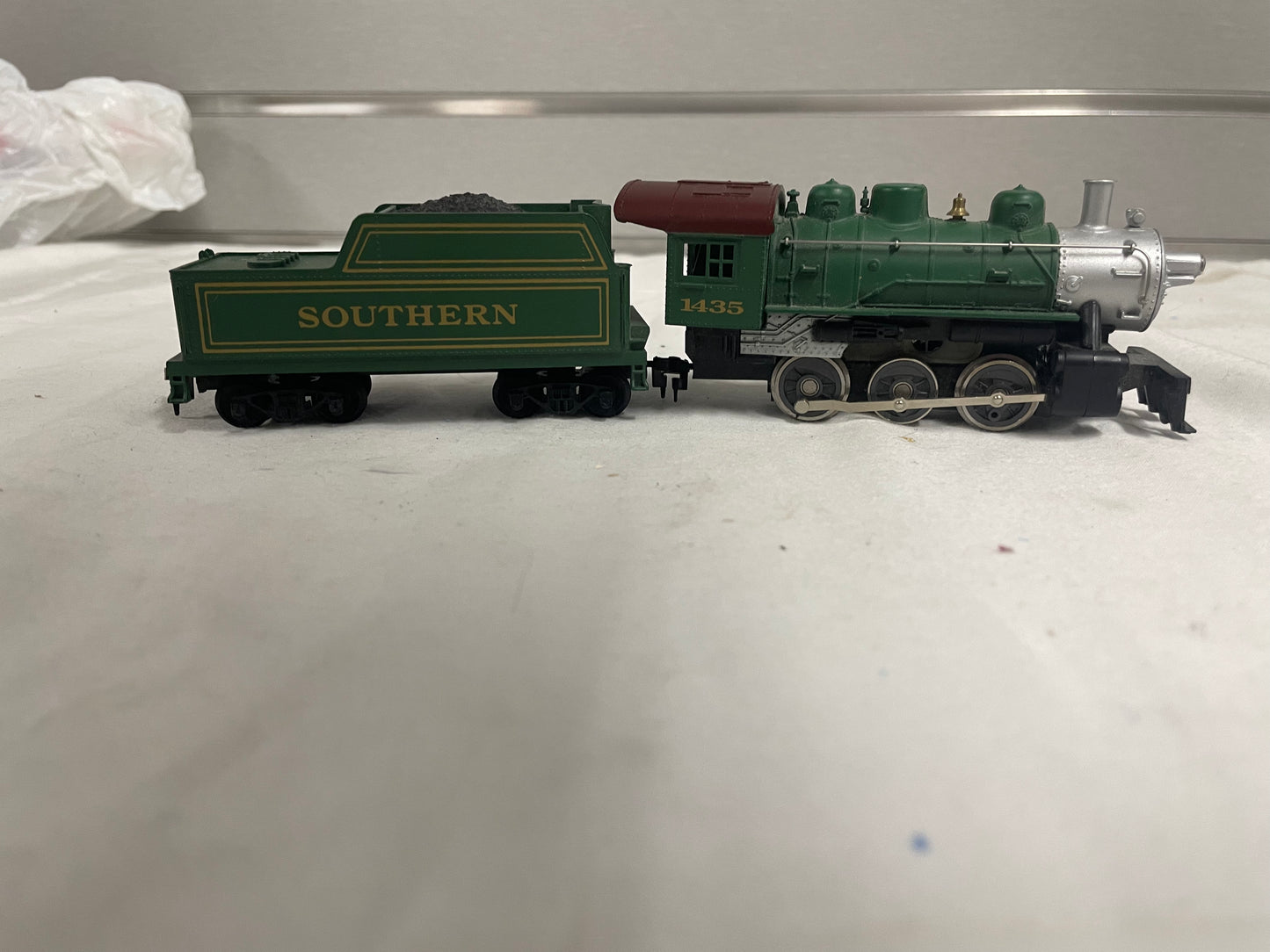 Southern 1435 Green Train Model. Two parts of the train. No box