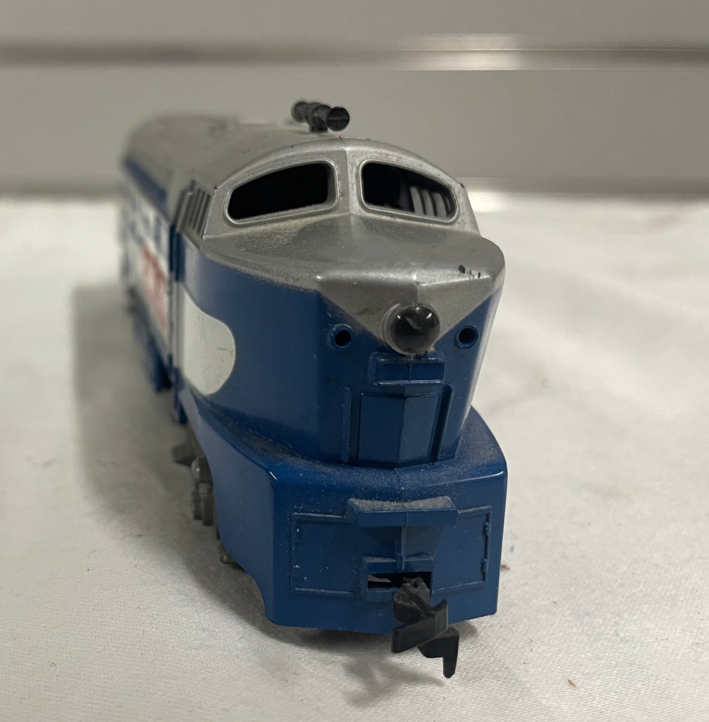 Tyco HO Diesel Baldwin RF-16 Midnight Special #1060 Runs nice. Pulls 16 1060