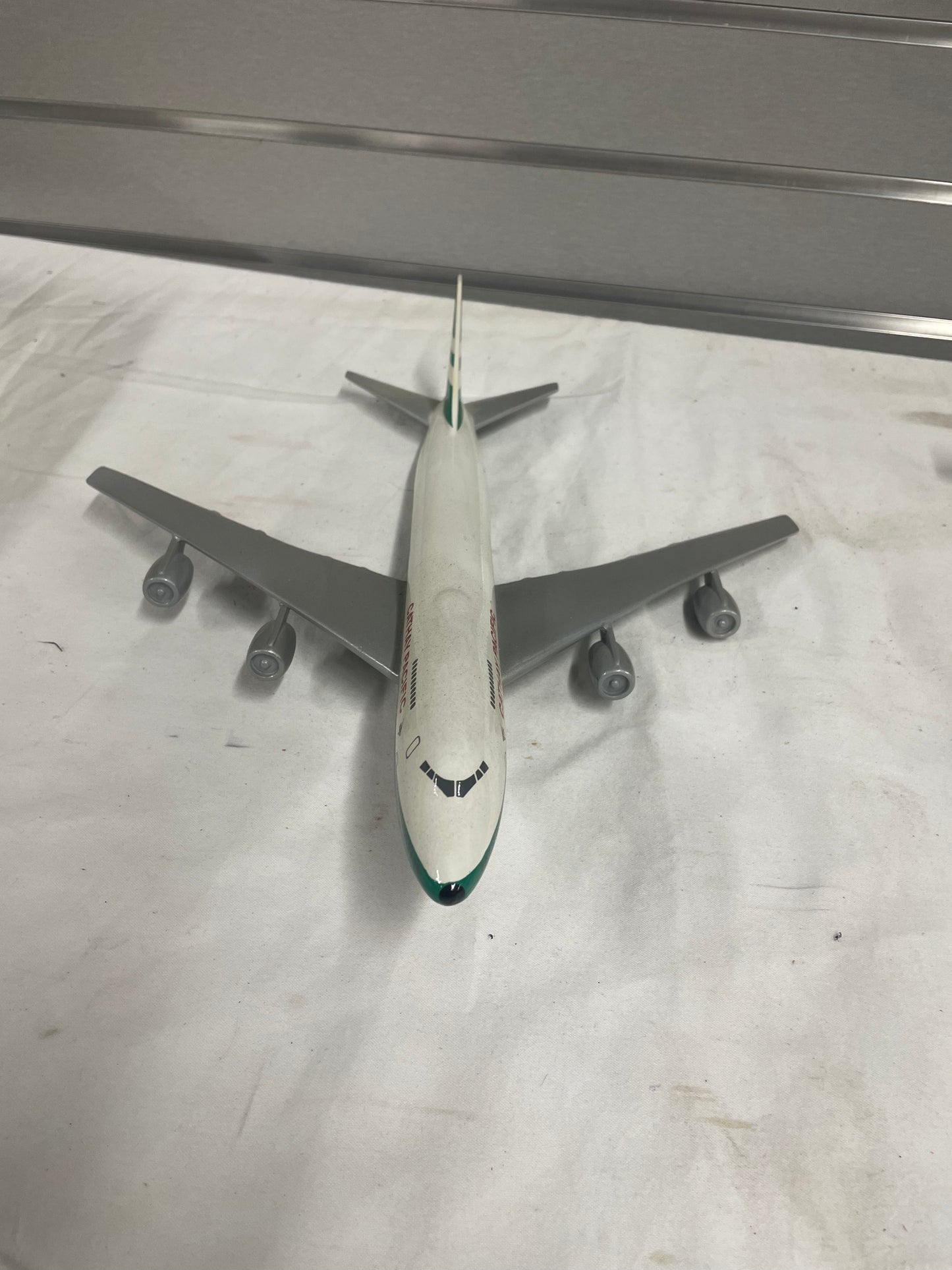 Cathay Pacific VR-HKG British Commercial Air Bus Model