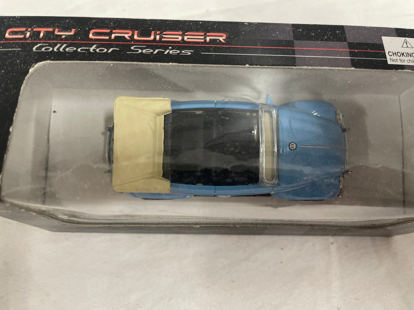 City Cruiser 1951 Volkswagen VW1200 Diecast car. Comes in original box. 1:43 scale