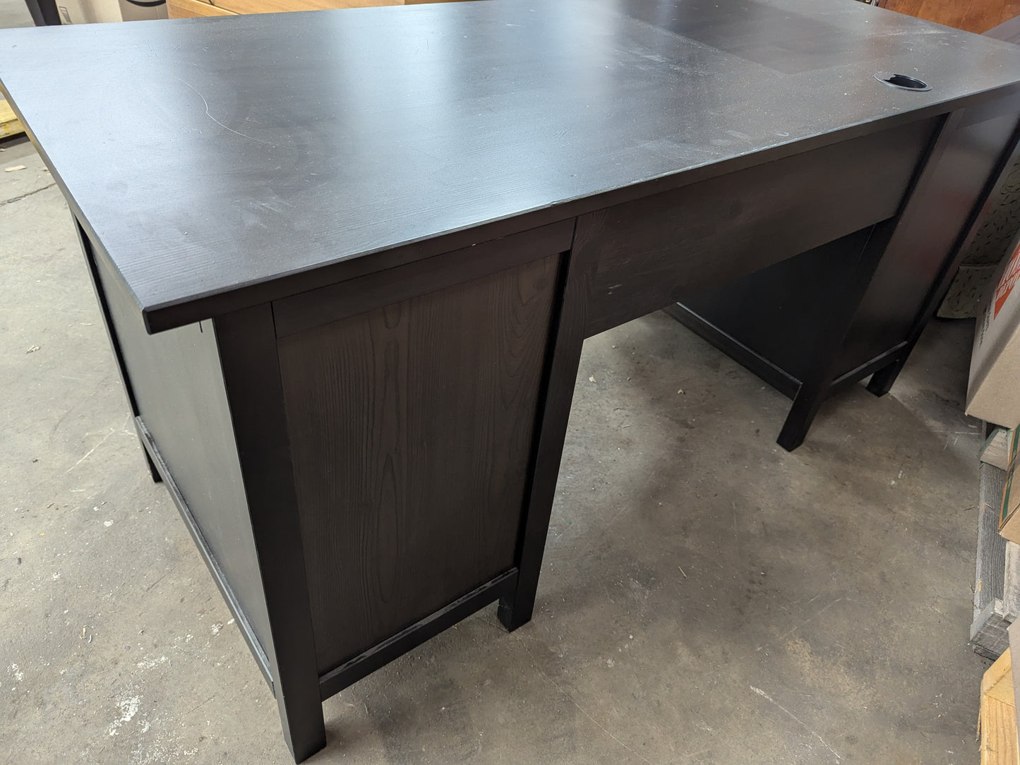 Like New Dark Brown Office Desk 61"x25"x29" 5170062