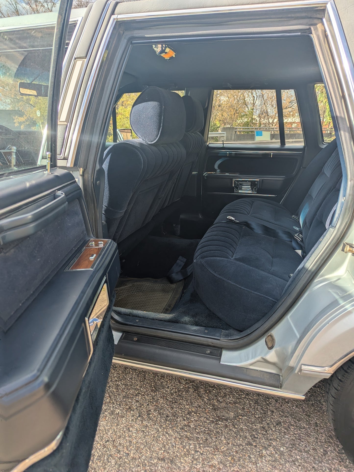 1989 Lincoln Town Car - EXCELLENT Condition