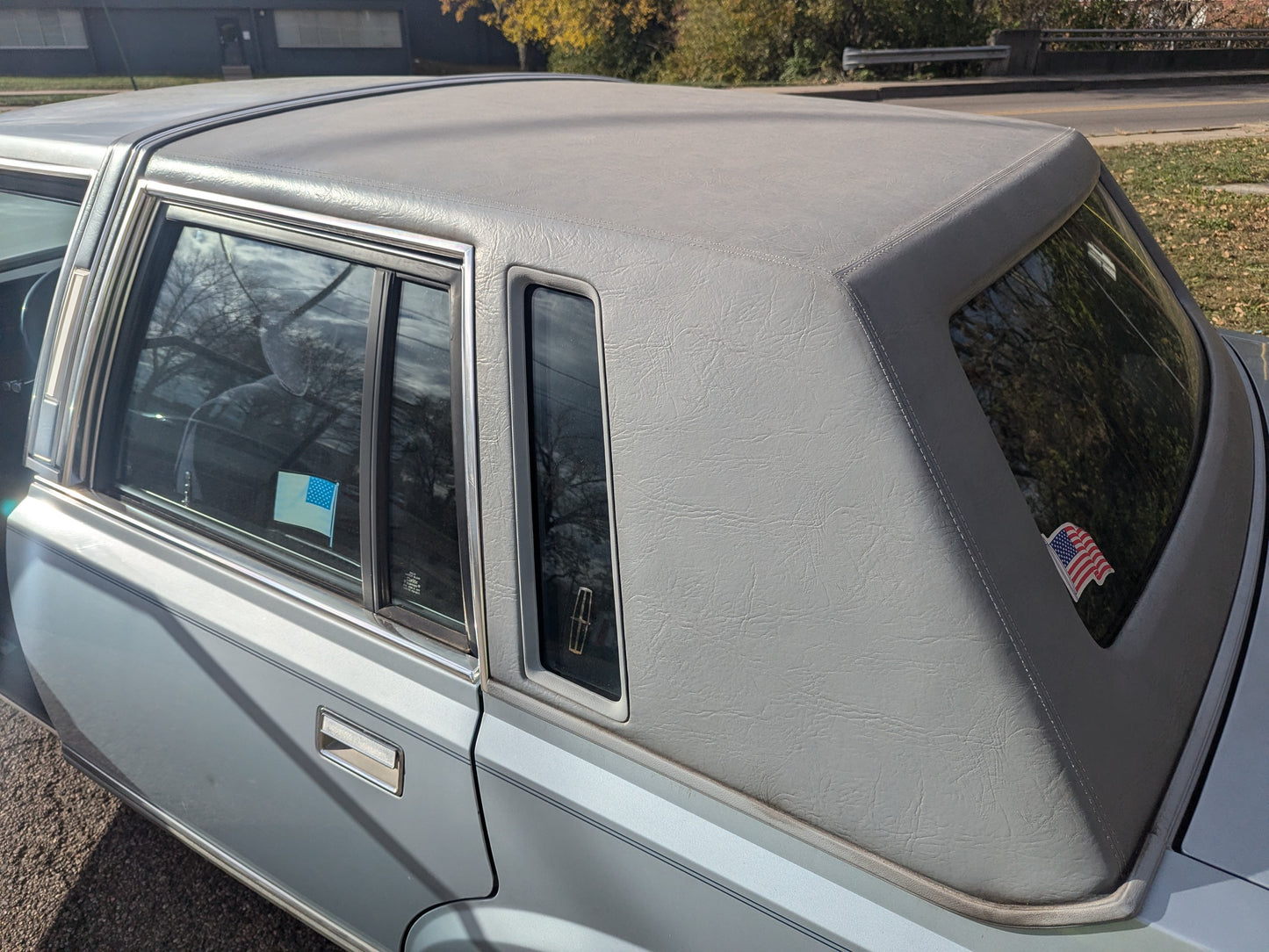 1989 Lincoln Town Car - EXCELLENT Condition